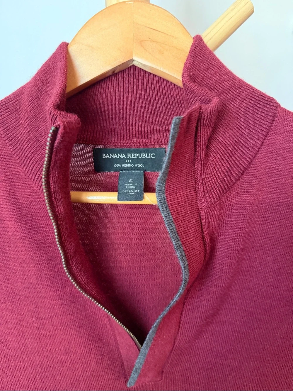 Banana Republic 1/4 Zip Wool Sweater Burgundy Pullover Top Men’s Size Small